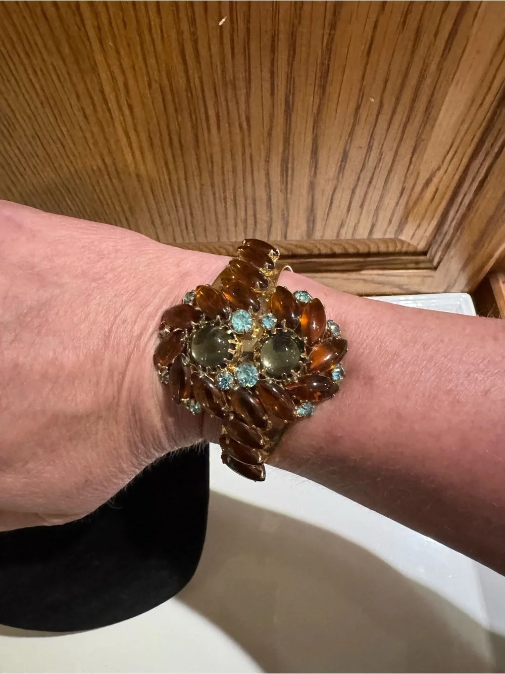 Rare Vtg Unsigned Alice Caviness Rootbeer Marquis & Aqua Clamp Bracelet